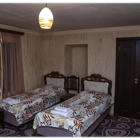 Lucy B&B Горис Экстерьер фото